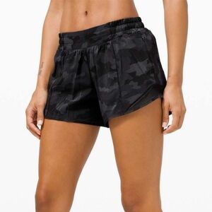 Lululemon hotty hot low rise shorts